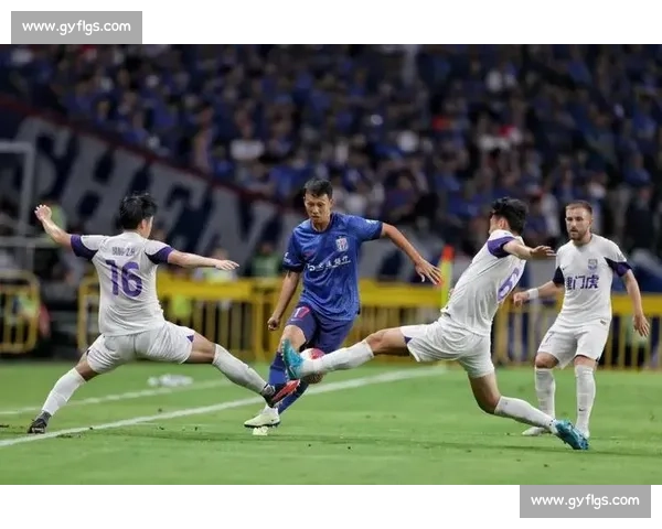 中超 28 轮实况开打！申花 2-2 大连：边路对决与伤病博弈