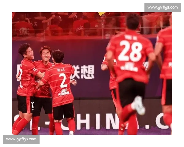 中超 28 轮疯狂夜:前四连环车祸,争冠 3 队仅差 2 分 中超 28 轮疯狂夜:前四连环车祸,争冠 3 队仅差 2 分